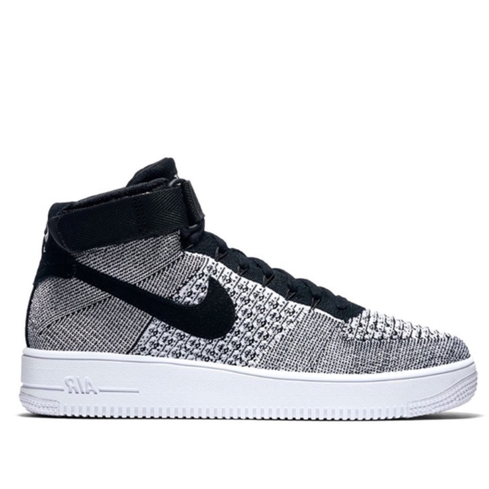 Nike Air Force 1 Flyknit